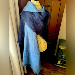 Woolrich Reversible One Size Blanket Wrap Scarf Navy Blue